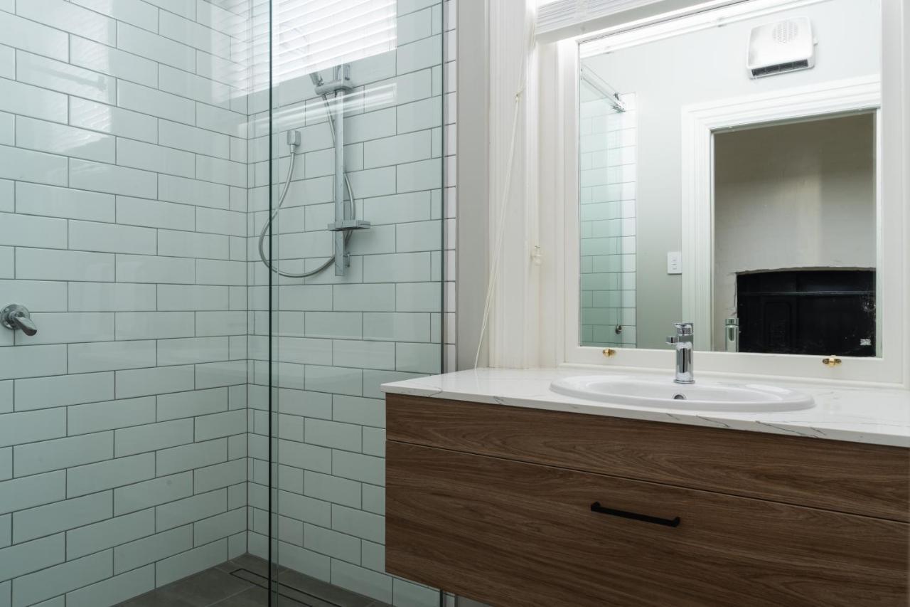 Luxury Apartment On Stuart Дюндин Екстериор снимка